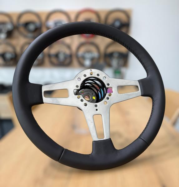 VW Golf 1 2 Pirelli GTI Spucknapf Scirocco Lenkrad neu beziehen